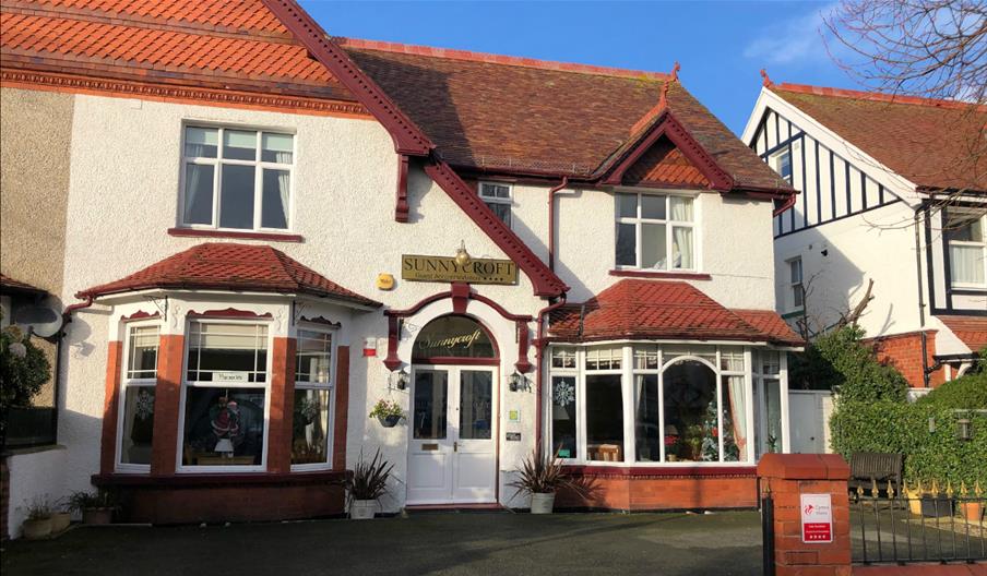 Sunnycroft Hotel